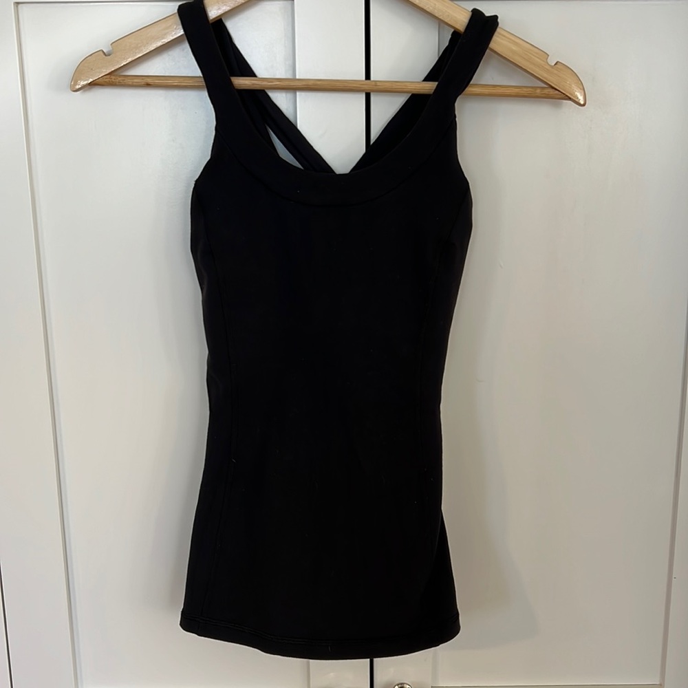 Lululemon black racerback top